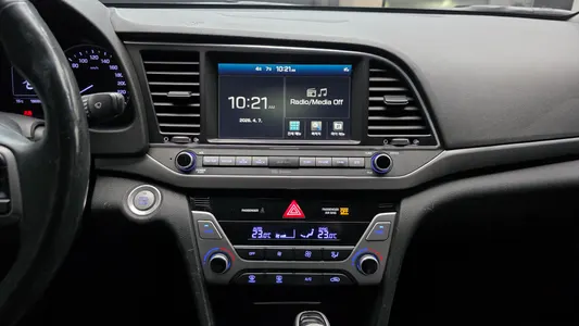 Hyundai AD 1.6 e-VGT 2016 18