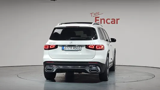 Mercedes-Benz GLB-Class X247 GLB250 4MATIC 2023 4