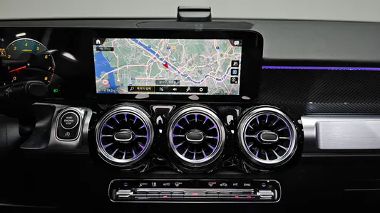 Mercedes-Benz GLB-Class X247 GLB250 4MATIC 2023 13