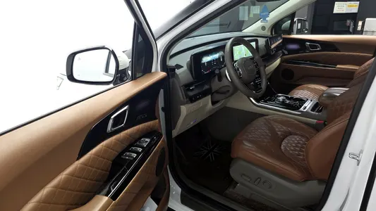 Kia Carnival 9 () 2021 10