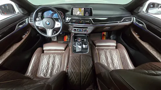 BMW 7 Series (G11) 740i M 2020 7