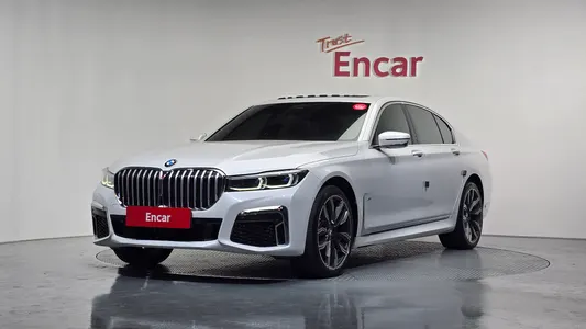 BMW 7 Series (G11) 740i M 2020