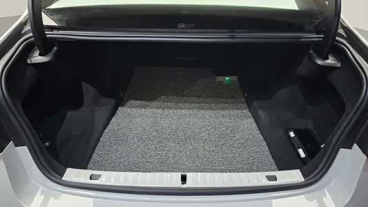 BMW 7 Series (G11) 740i M 2020 20