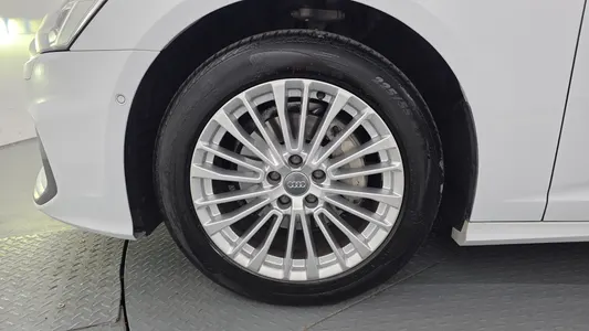 Audi A6 (C8) 40 TDI 2020 5