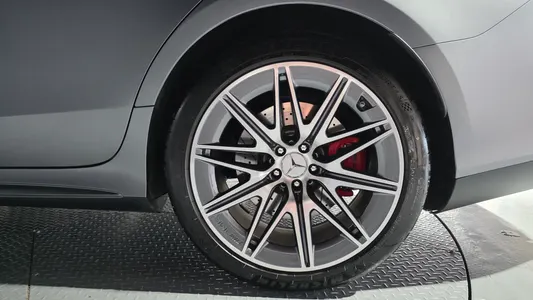 Mercedes-Benz AMG GT 4 43 4MATIC+ 2022 21