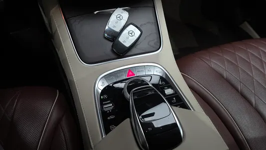 Mercedes-Benz S-Class W222 S560L 4MATIC 2019 29
