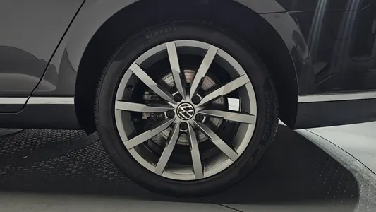 Volkswagen GT(B8) 2.0 TDI 2022 21