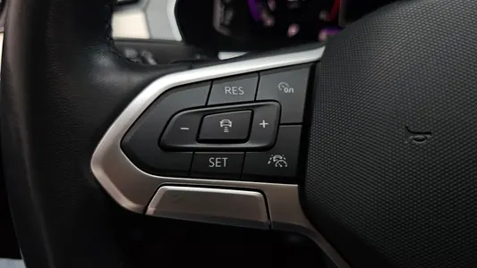 Volkswagen GT(B8) 2.0 TDI 2022 32