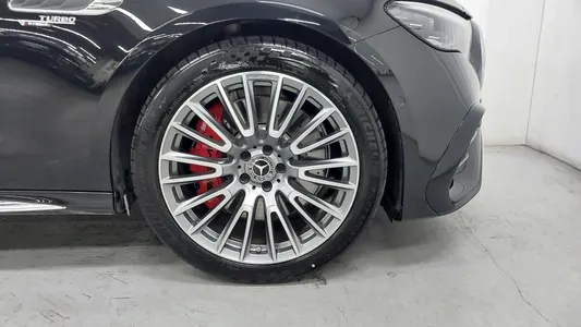 Mercedes-Benz E-Class W214 AMG E53e 4MATIC+ 2025 5