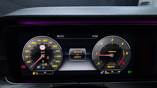 Mercedes-Benz E-Class W213 E220d 2017 8