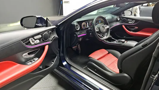 Mercedes-Benz E-Class W213 E220d 2017 10