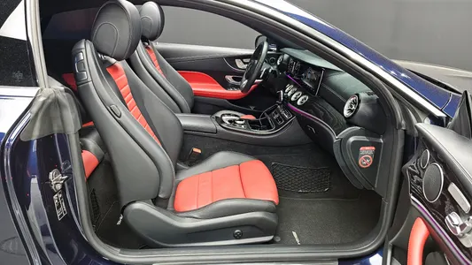 Mercedes-Benz E-Class W213 E220d 2017 24