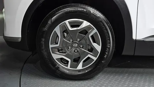 Hyundai 싼타페 HEV 1.6 2WD 2023 4