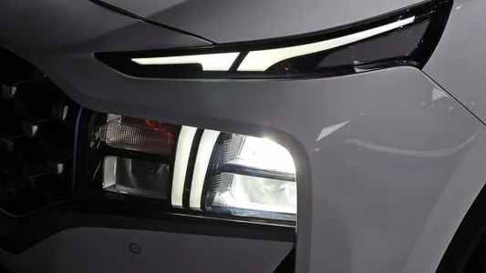 Hyundai 싼타페 HEV 1.6 2WD 2023 22
