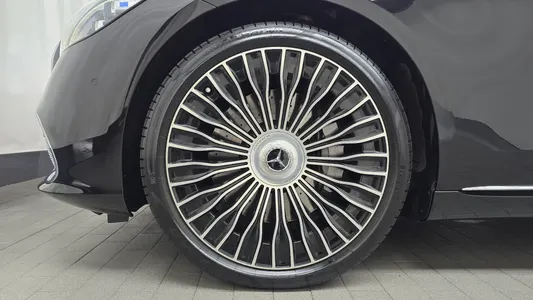 Mercedes-Benz S-Class W223 S680 4MATIC 2023 5