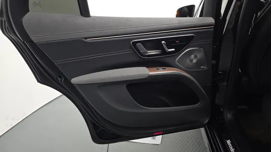 Mercedes-Benz EQS SUV X296 EQS580 4MATIC 2023 25