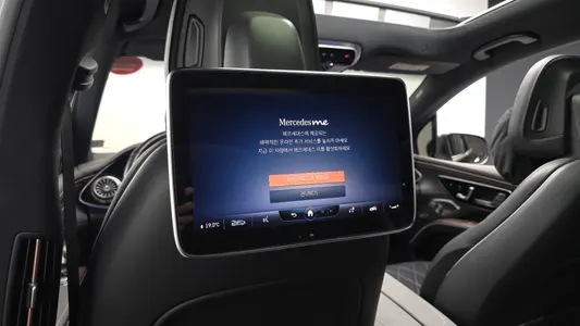 Mercedes-Benz EQS SUV X296 EQS580 4MATIC 2023 32