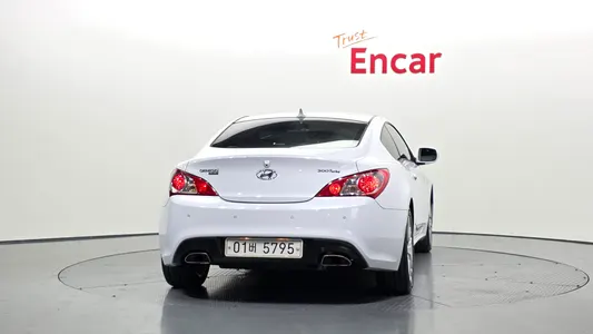 Hyundai Coupe 200 D 2015 4