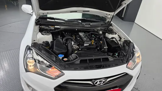 Hyundai Coupe 200 D 2015 6