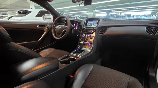 Hyundai Coupe 200 D 2015 7