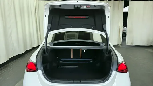 Mercedes-Benz E-Class W214 E200 2025 20