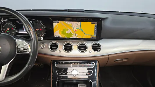 Mercedes-Benz E-Class W213 E300 2018 13