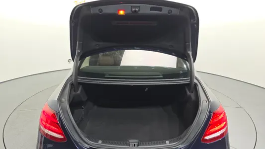 Mercedes-Benz E-Class W213 E300 2018 17