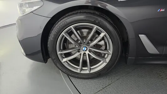 BMW 5 Series (G30) 520d M 2018 5