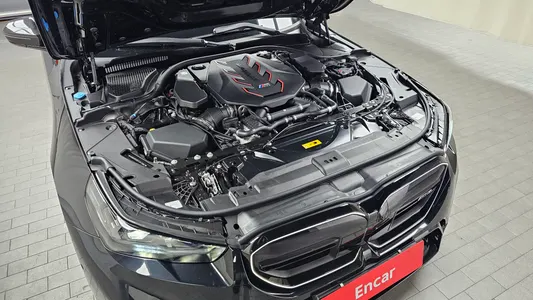 BMW M5 (G90) M5 2026 6