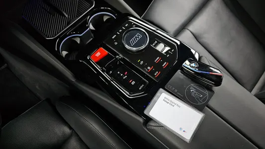 BMW M5 (G90) M5 2026 9