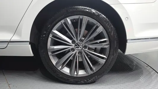 Volkswagen GT(B8) 2.0 TDI 4 2021 5
