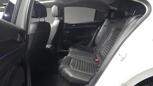 Volkswagen GT(B8) 2.0 TDI 4 2021 12