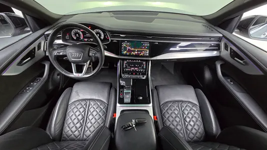 Audi Q8 (4M) 55 TFSI 2021 6