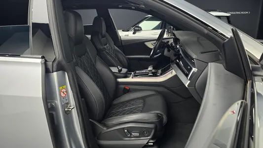 Audi Q8 (4M) 55 TFSI 2021 9