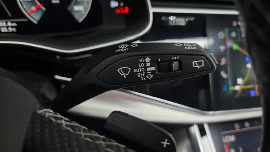 Audi Q8 (4M) 55 TFSI 2021 31