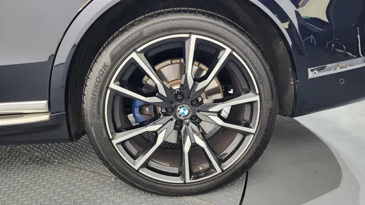 BMW X7 (G07) xDrive 40i M 6 2022 21