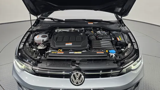 Volkswagen 8 2.0 TDI 2026 5