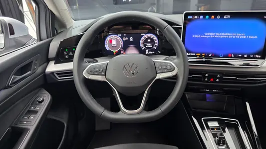 Volkswagen 8 2.0 TDI 2026 12