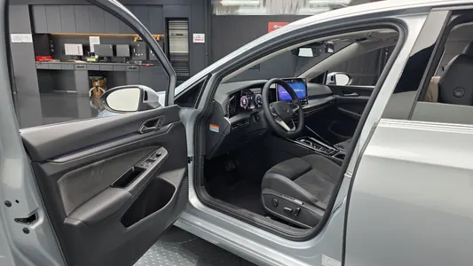 Volkswagen 8 2.0 TDI 2026 9