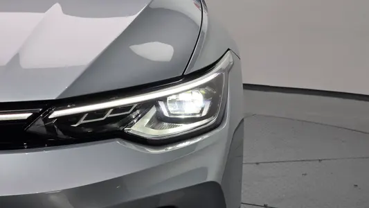 Volkswagen 8 2.0 TDI 2026 22