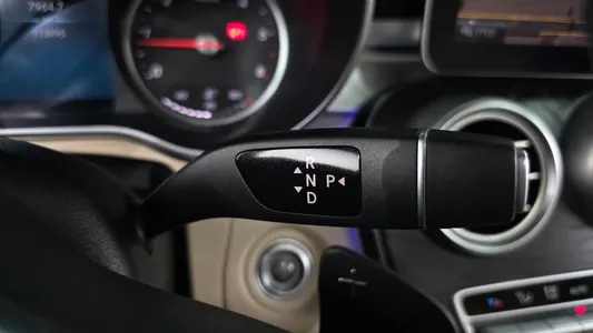Mercedes-Benz C-Class W205 C220 d 2019 9