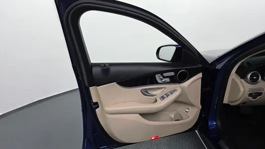 Mercedes-Benz C-Class W205 C220 d 2019 24