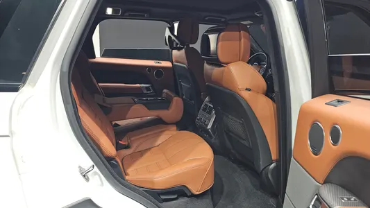 Land Rover 2 3.0 SDV6 AB 2017 10