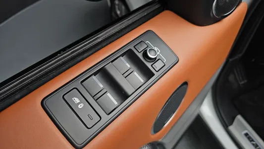 Land Rover 2 3.0 SDV6 AB 2017 34