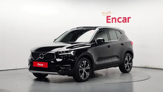 Volvo XC40 B4 2022