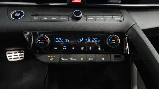 Hyundai (CN7) 2.0 N 2025 18