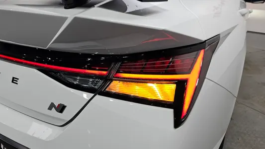 Hyundai (CN7) 2.0 N 2025 23