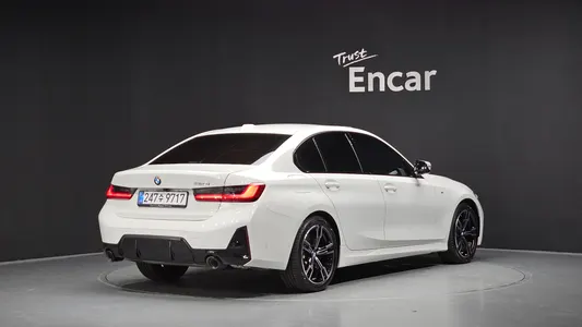 BMW 3 Series (G20) 320i M 2025