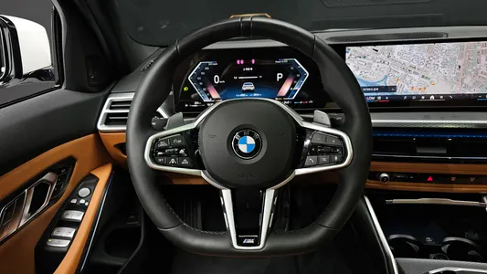 BMW 3 Series (G20) 320i M 2025 12