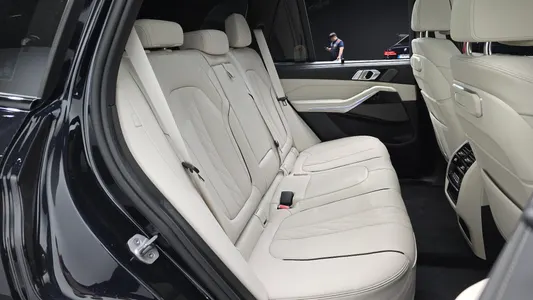BMW X5 (G05) xDrive 40i M 2025 11